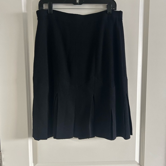 St John Collection By Marie Gray - Picture 5 of 6